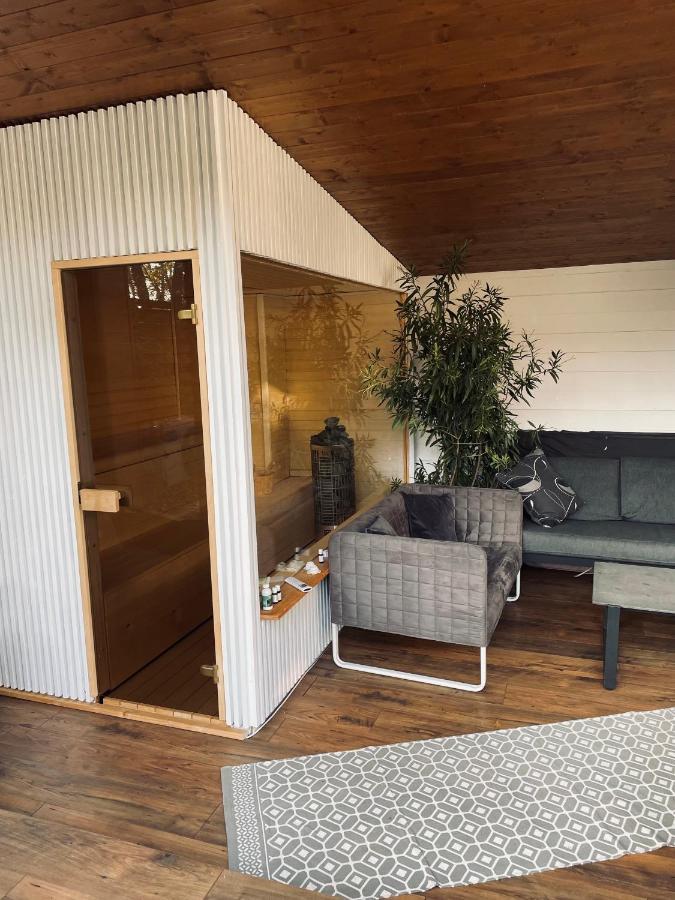 Pine-Wood Resort Balatonalmádi Eksteriør billede